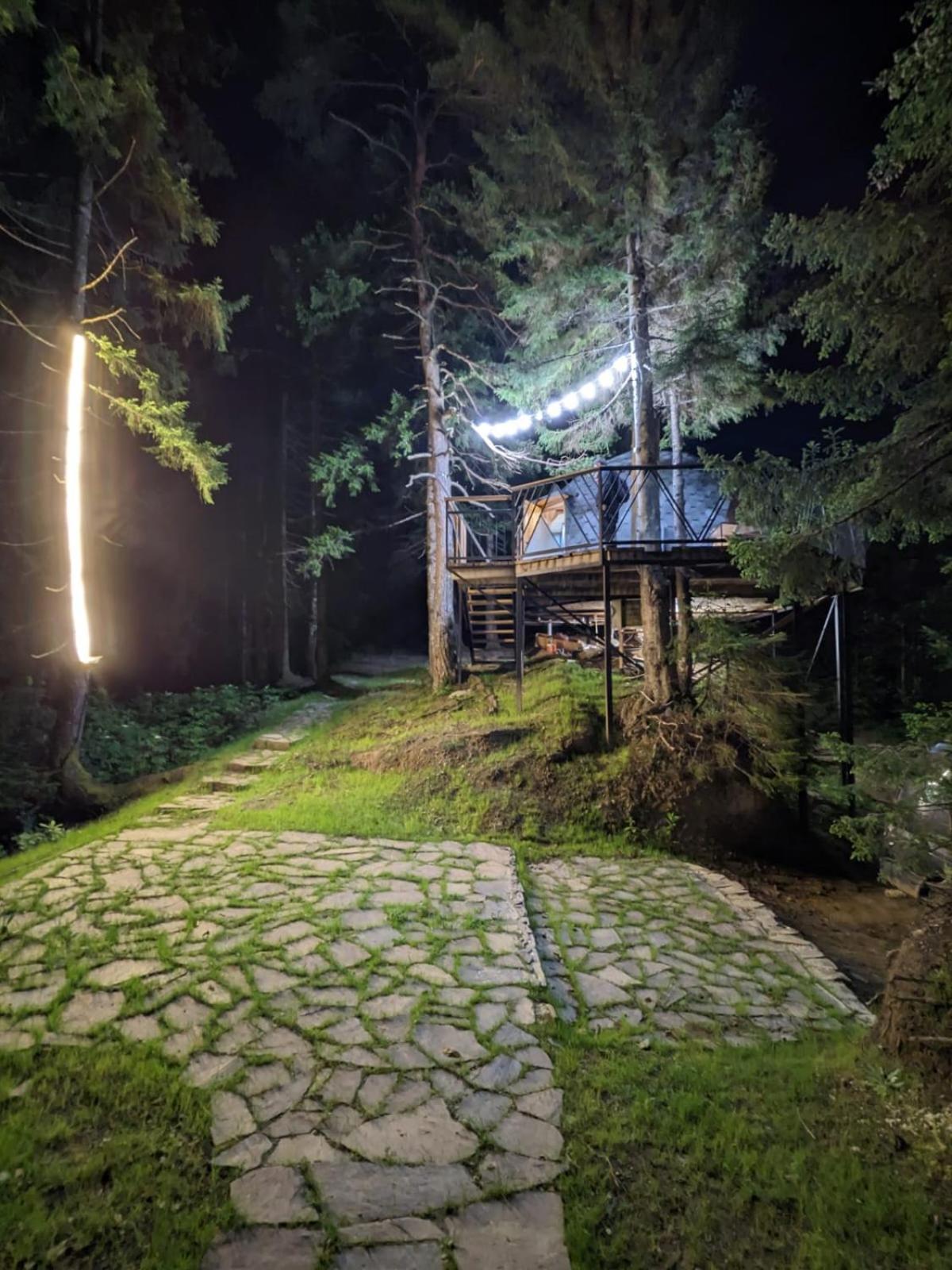 Seri K'eda Exterior photo